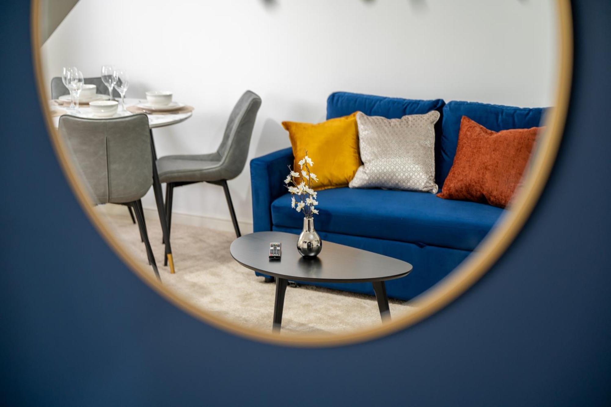 Lovely Manchester House , Quiet Neighborhood, 6Mins To Coop Live Arena, Etihad Stadium & City Centre With Wifi & Free Private Parking Esterno foto