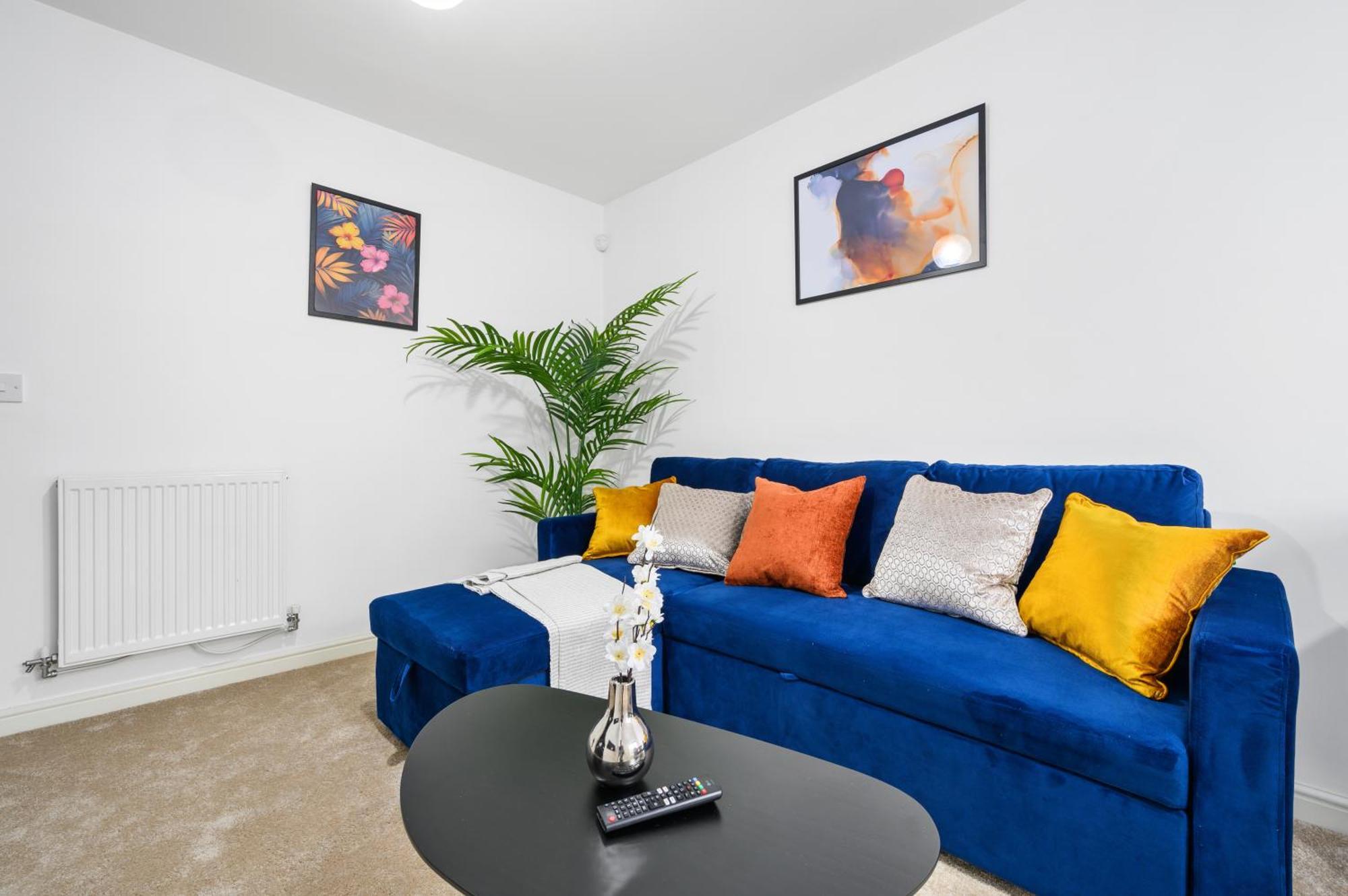 Lovely Manchester House , Quiet Neighborhood, 6Mins To Coop Live Arena, Etihad Stadium & City Centre With Wifi & Free Private Parking Esterno foto